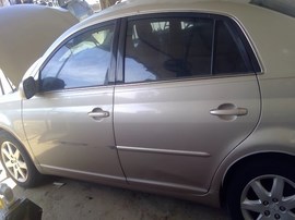 2006 TOYOTA AVALON, TAN, XL MODEL, AT.  Z26327